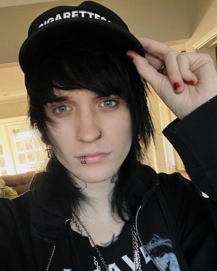 Johnnie Guilbert - Bio,Social,Net Worth