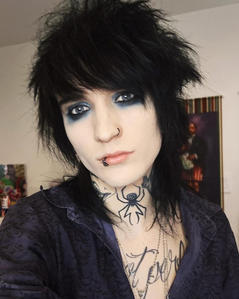 Johnnie Guilbert - Bio,Social,Net Worth