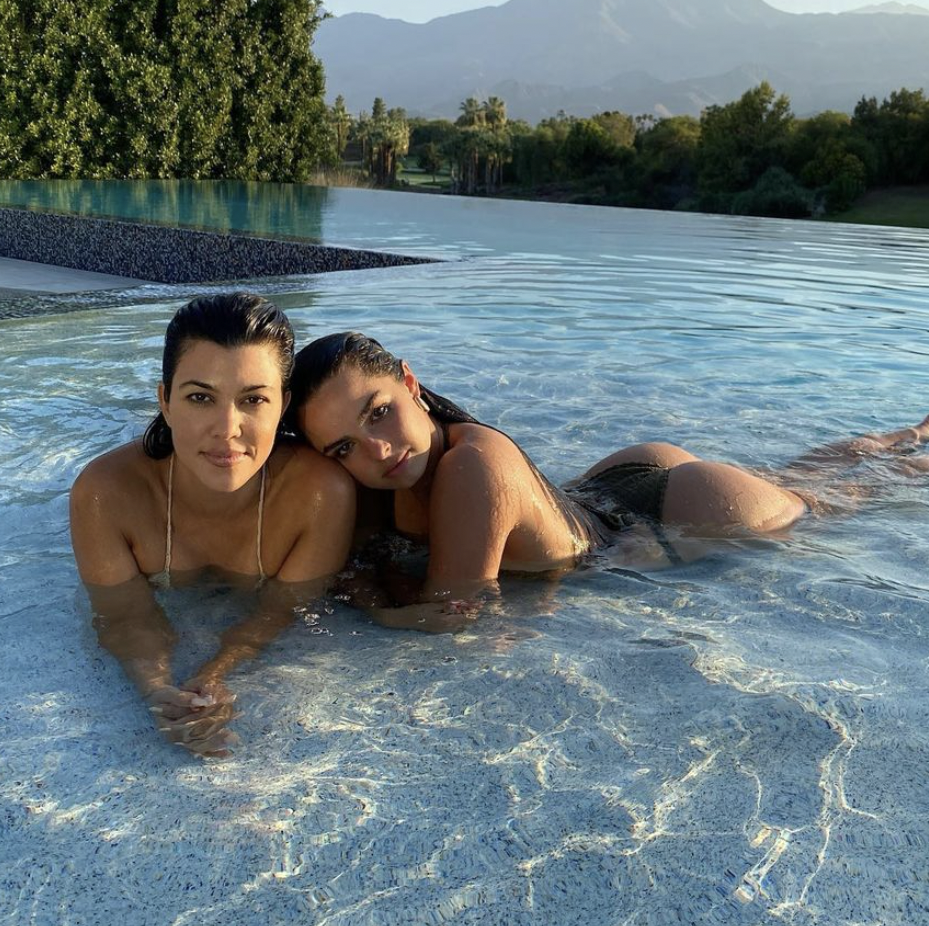 Exploring the Enduring Friendship of Kourtney Kardashian and Addison Rae 1