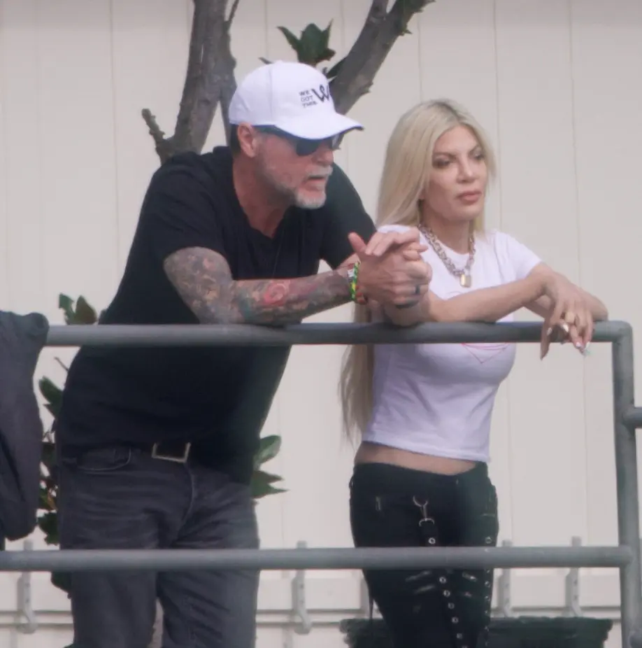 Whats the Scoop on Tori Spelling and Dean McDermotts Recent Reunion 3
