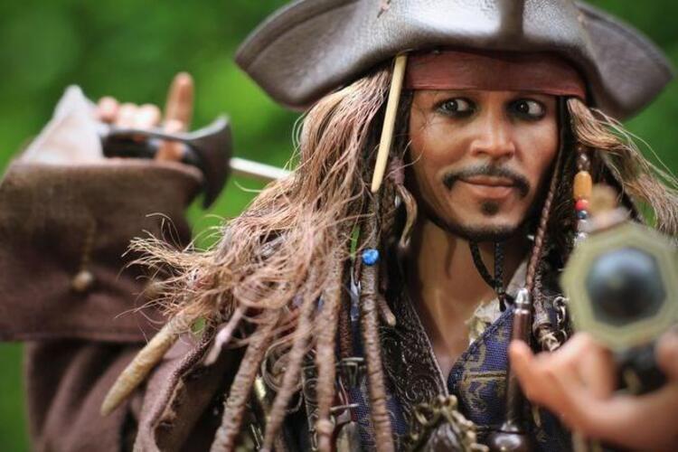 Johnny Depp Karayip Korsanlari 6 ile geri donuyor 2